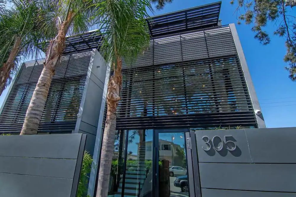 Venice Villa Venice — 4-Star Luxury Hotel in Venice, United States