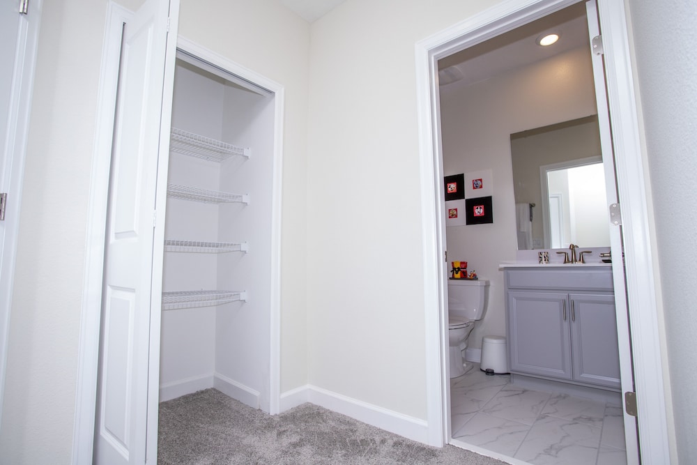 Gorgeous 5Bd Close to Disney @ Storey Lake 2734 - photo 56