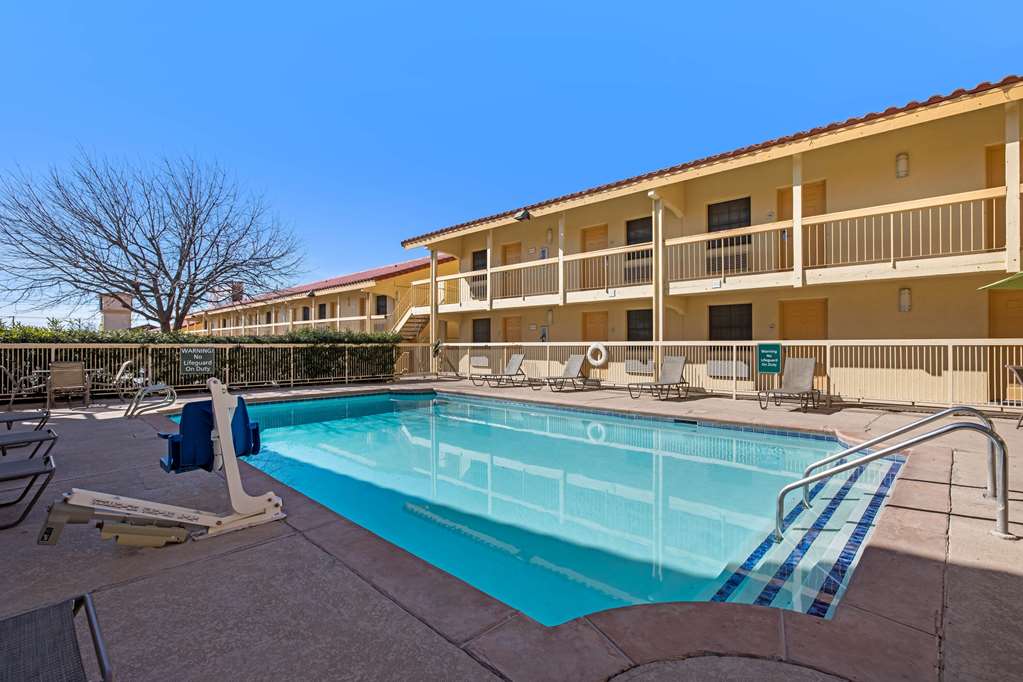 La Quinta Inn by Wyndham El Paso East Lomaland - photo 7