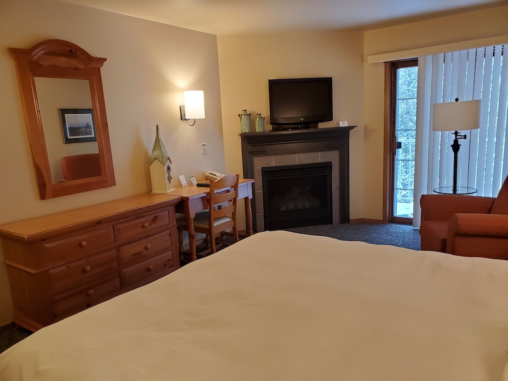 Homestead Suites Fish Creek - photo 22