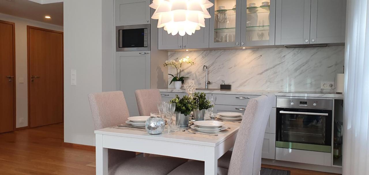 City Center Bright Home