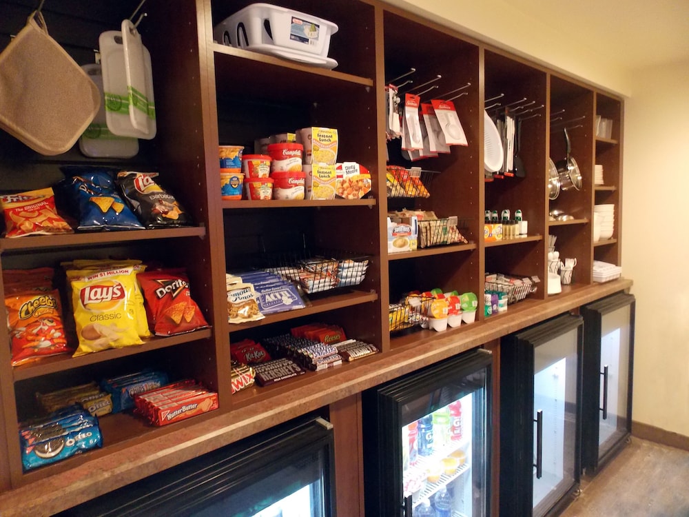 My Place Hotel Aberdeen SD - photo 2