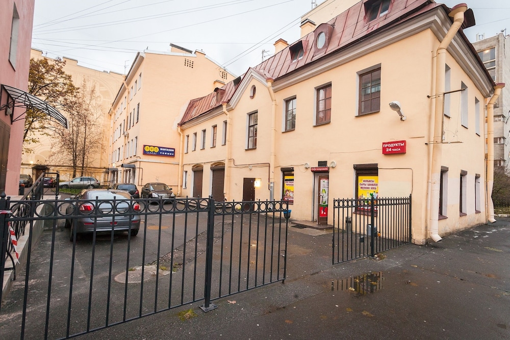 Milford Mayakovsky in Shaturtorf, Russia