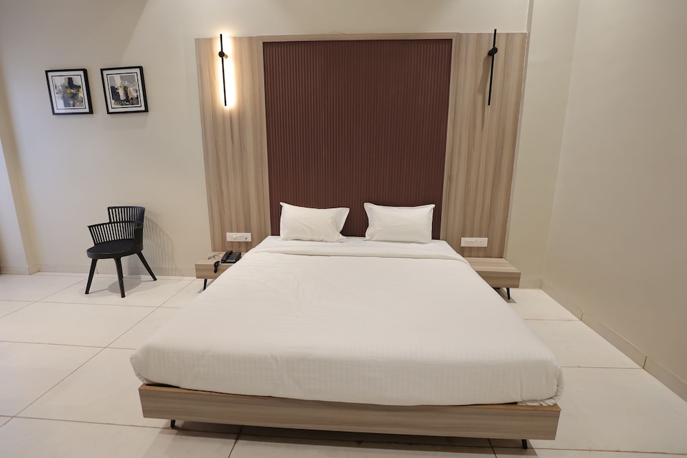 Vaishnav Hotel — Latur — photo 5
