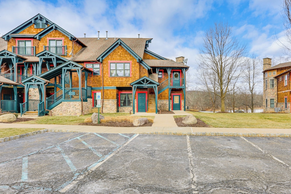 1 Mi to Mountain Creek Resort: Condo w Balcony - photo 21