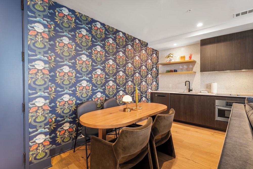 Austin Condo Hotel - photo 262