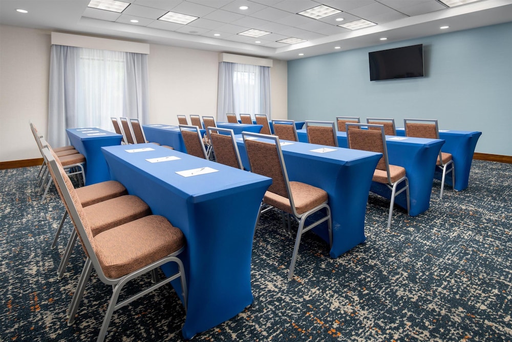 Hampton Inn Kimball - photo 38