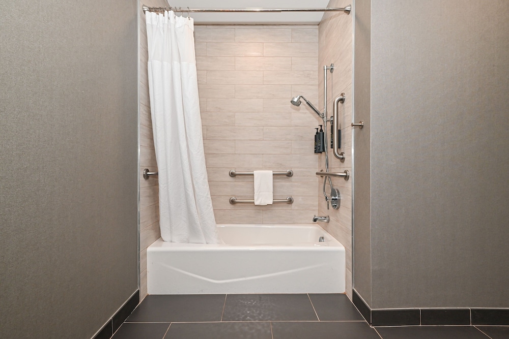 Aloft Charlotte City Center - photo 21