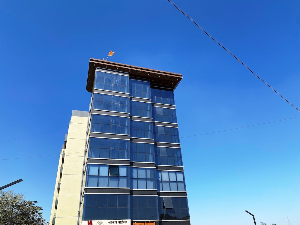 The Grand Sarovar Inn And Suites — Rajgurunagar