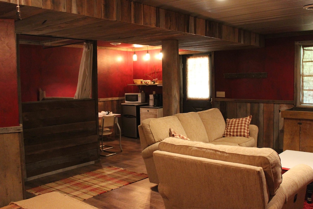 Amish Country Comfort - photo 11