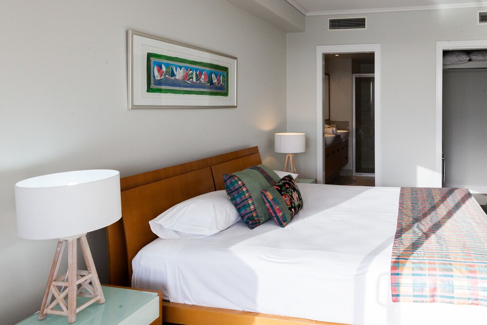 Bluewater Point Resort — Minyama — photo 5