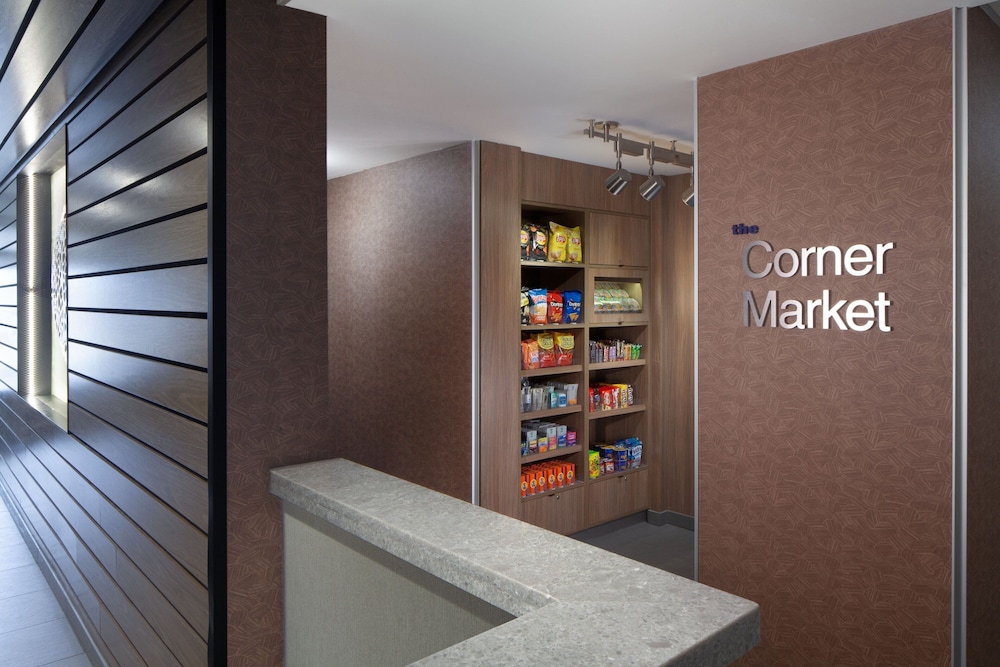 Fairfield Inn & Suites by Marriott Charleston - photo 28