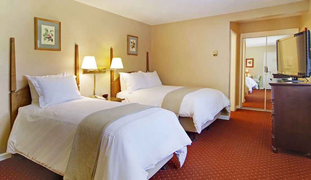 Svendsgaard’s Inn — Carmel — photo 5