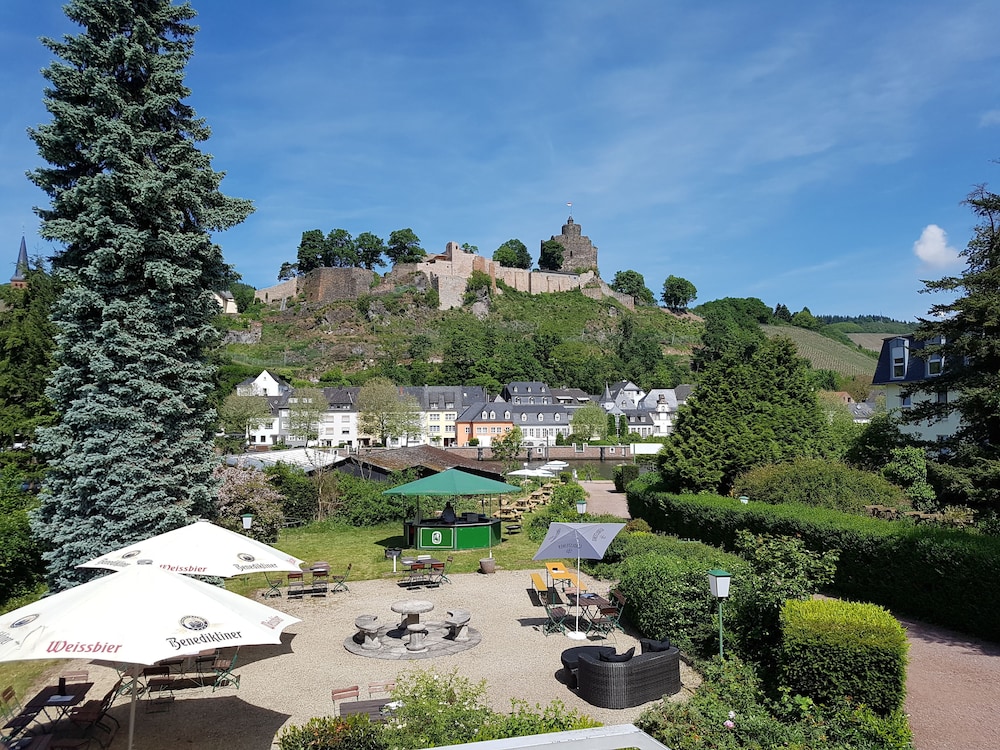 Saarhotel — hotel in Saarburg