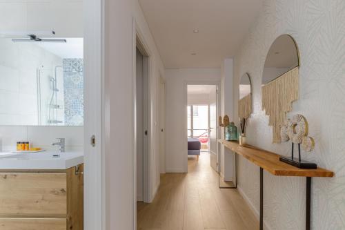 Spacious & Quiet apartment by HelloMalaga AZAHAR — 4-Star Luxury Hotel in Malaga, Spain