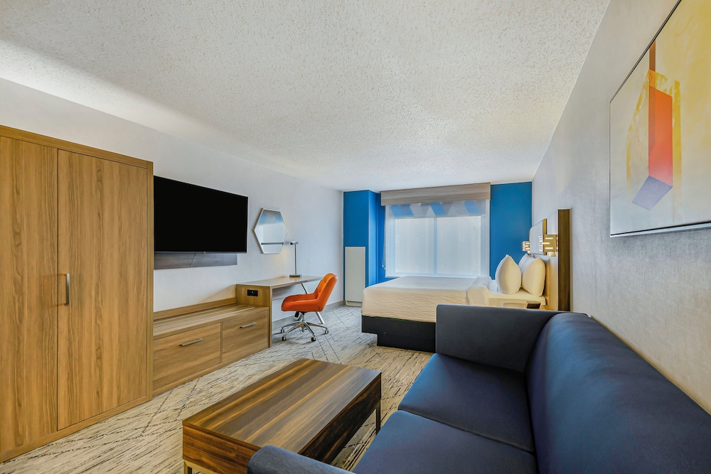 Holiday Inn Express Hotel & Suites Buffalo Airport by IHG - photo 13