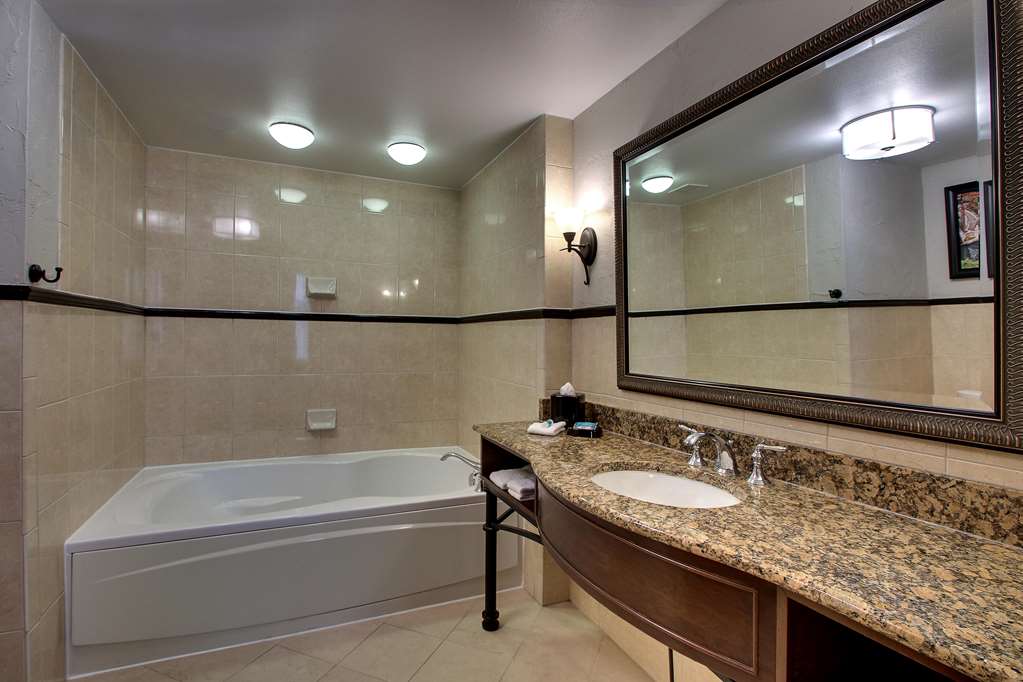 Drury Plaza Hotel San Antonio Riverwalk - photo 41