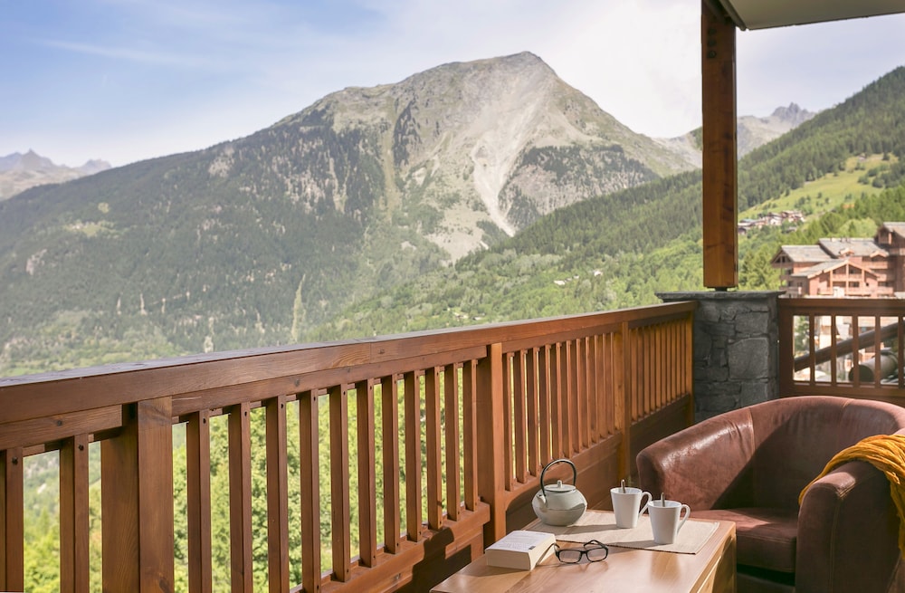 Résidence Club mmv L'étoile des Cimes — 4-Star Luxury Hotel in Chamonix-Mont-Blanc, France