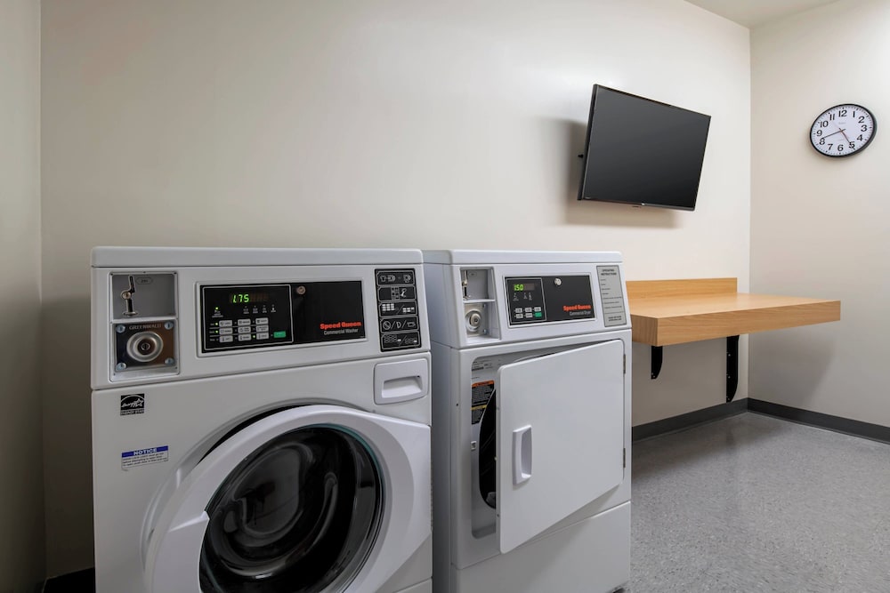 Fairfield Inn & Suites by Marriott Klamath Falls - photo 32