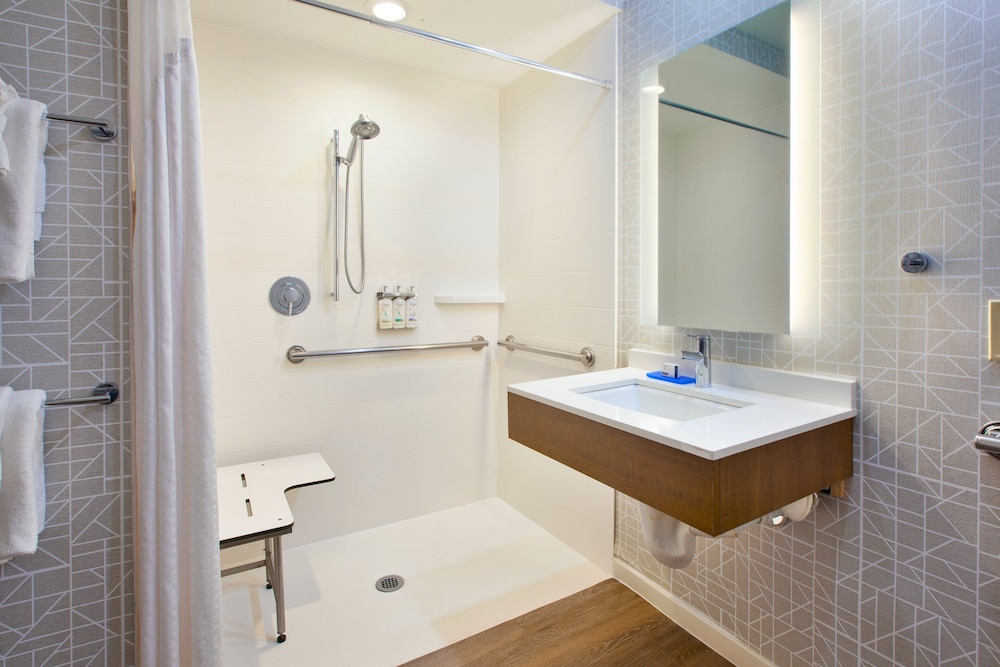 Holiday Inn Express & Suites Absecon Atlantic City by IHG - photo 22