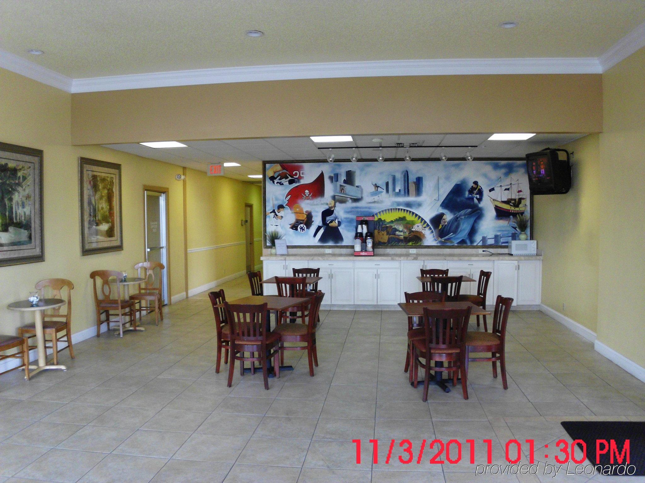 Days Inn Tampa Airport Stadium - photo 6
