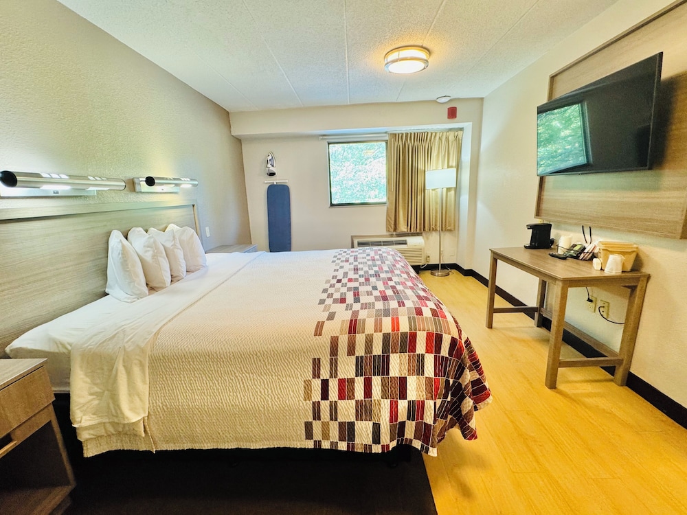 Red Roof Inn Milford New Haven - photo 13