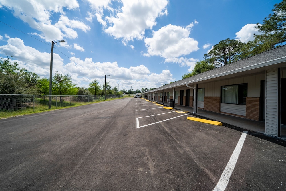 Oyo Hotel Ocala Fl I 75 - photo 34