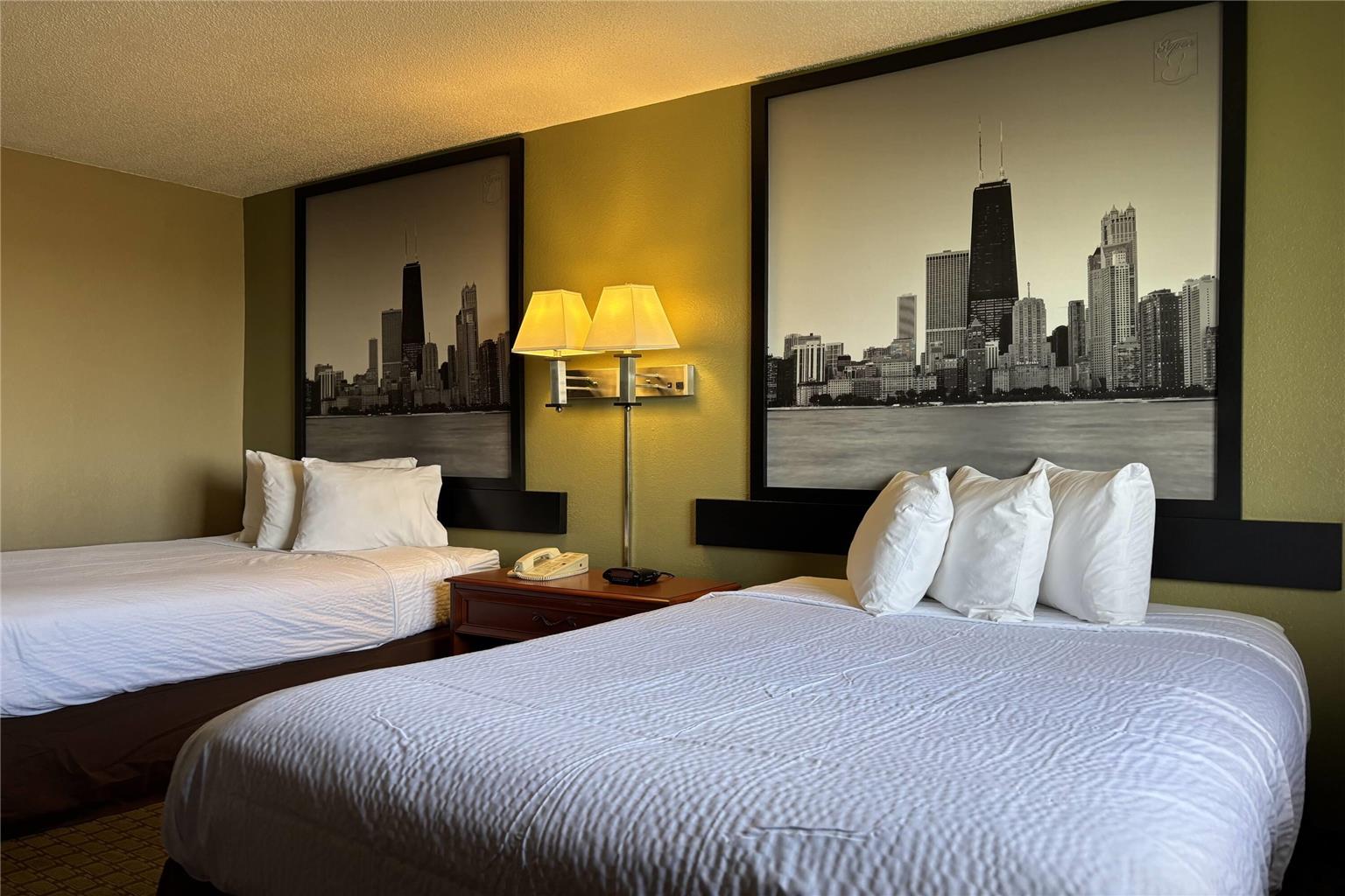Super 8 by Wyndham Pontiac - photo 6