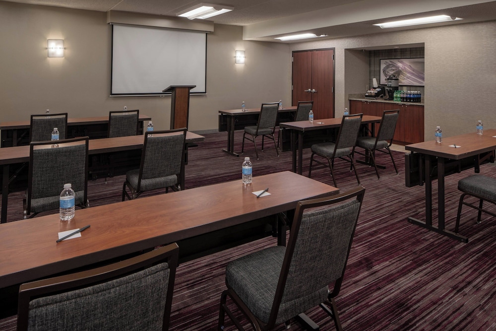 Courtyard by Marriott Memphis East Park Avenue - photo 27