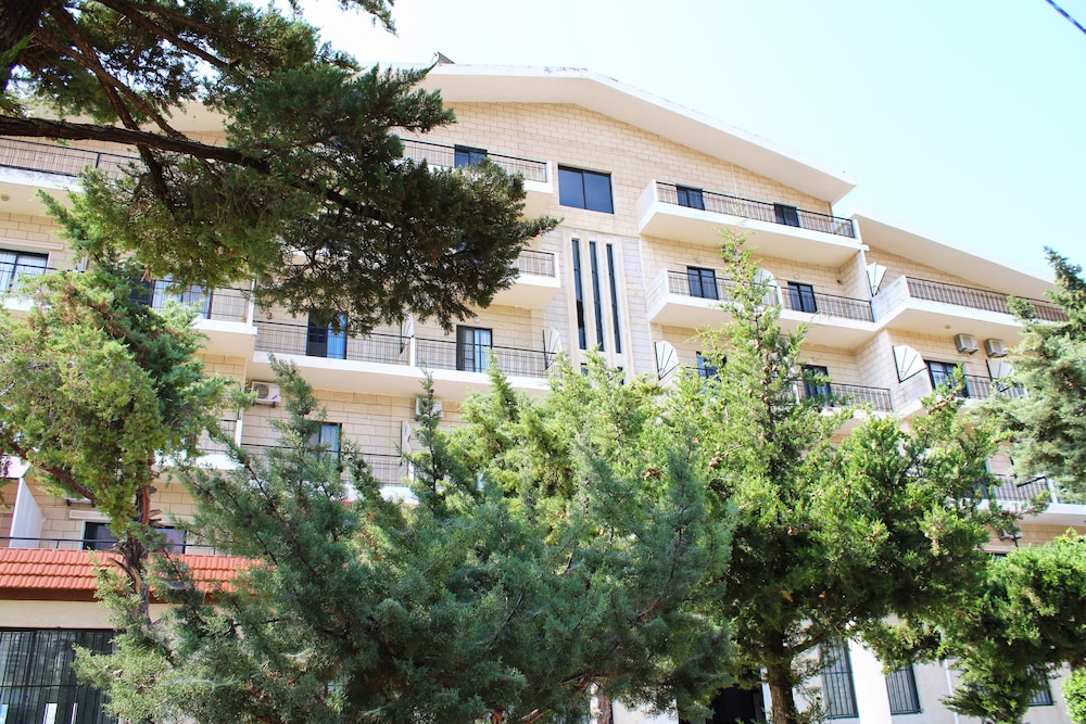 Al Sakhra Hotel in Bhamdoun, Lebanon