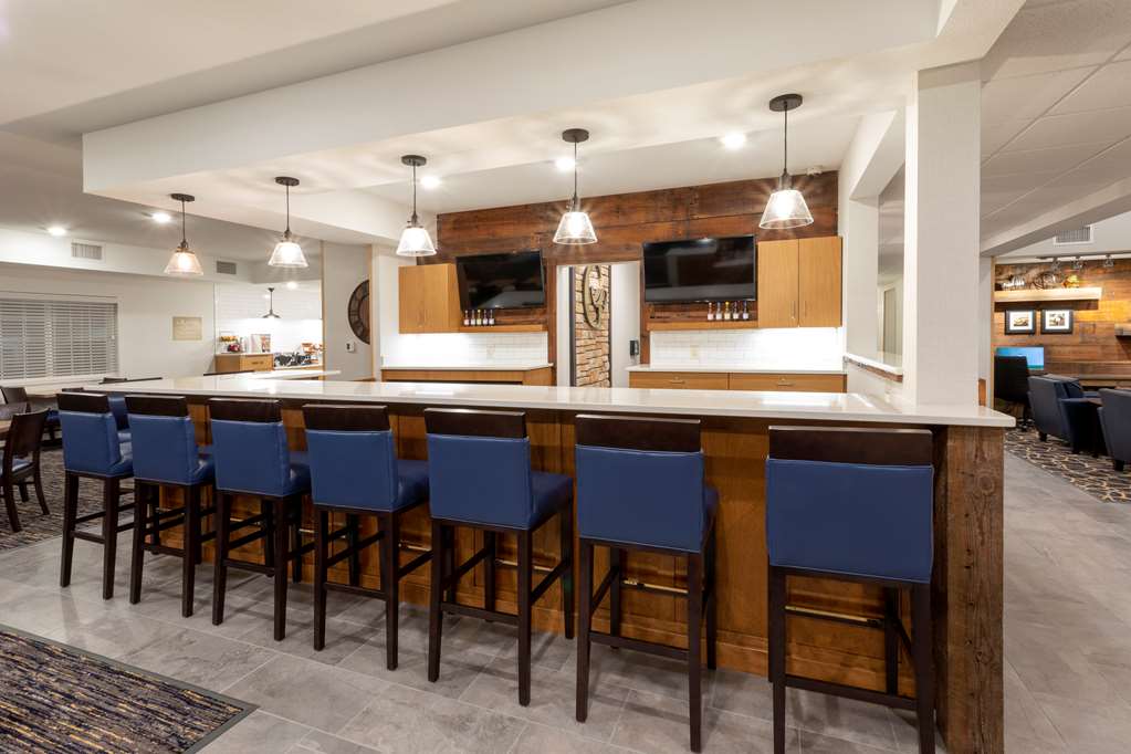GrandStay Hotel & Suites Rock Valley - photo 13