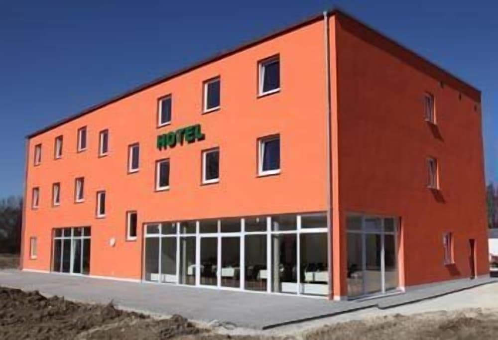 Hotel am Interpark — Ingolstadt — photo 2