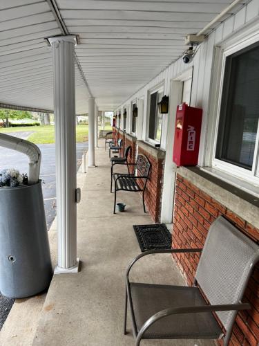 Hopwood Motel - photo 3