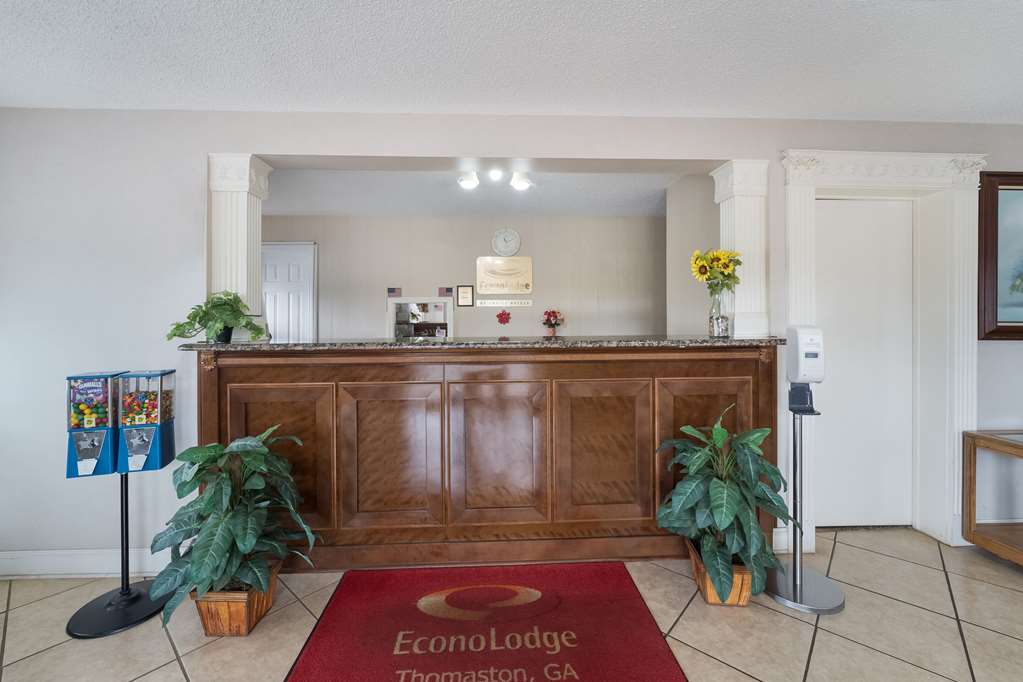 Econo Lodge Thomaston - photo 6