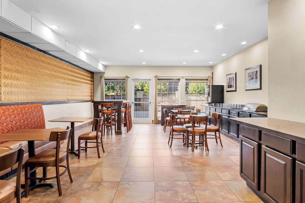 MainStay Suites Addison Dallas - photo 33
