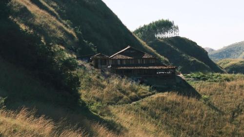 Ba Quáng Panorama — 5-Star Luxury Hotel in Thi Tran Thanh Nhat, Vietnam