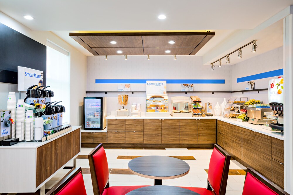 Holiday Inn Express San Francisco Union Square by IHG - photo 17
