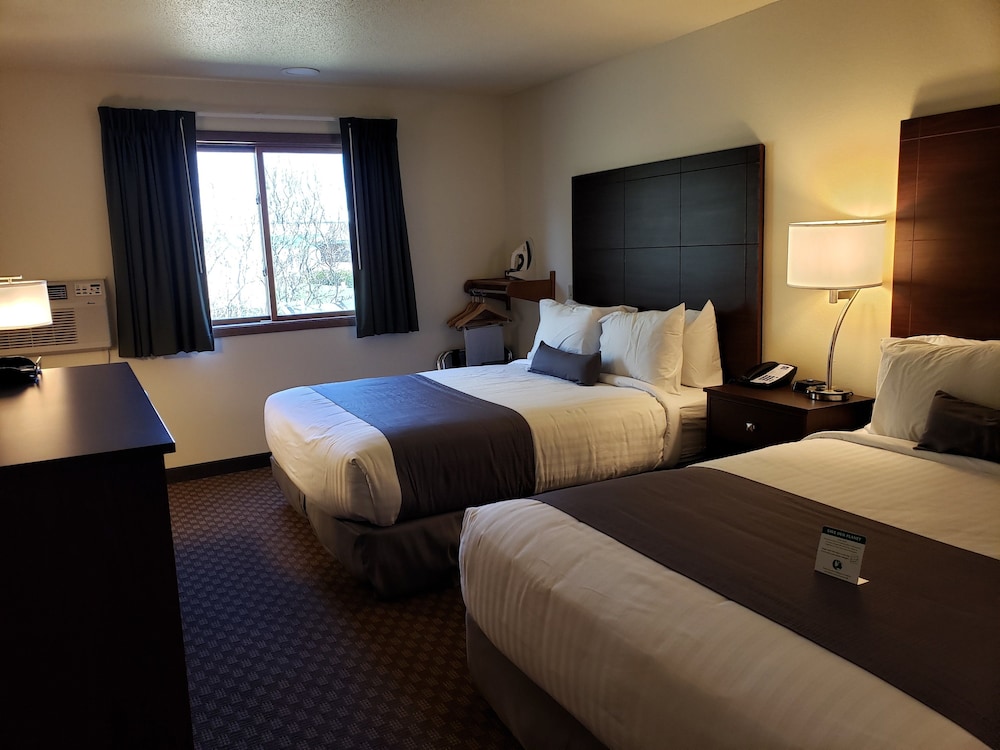 Cobblestone Inn & Suites Merrill - photo 11