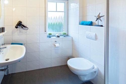 Ferienwohnung Meeresoase 1 — 4-Star Luxury Hotel in Norddeich, Germany
