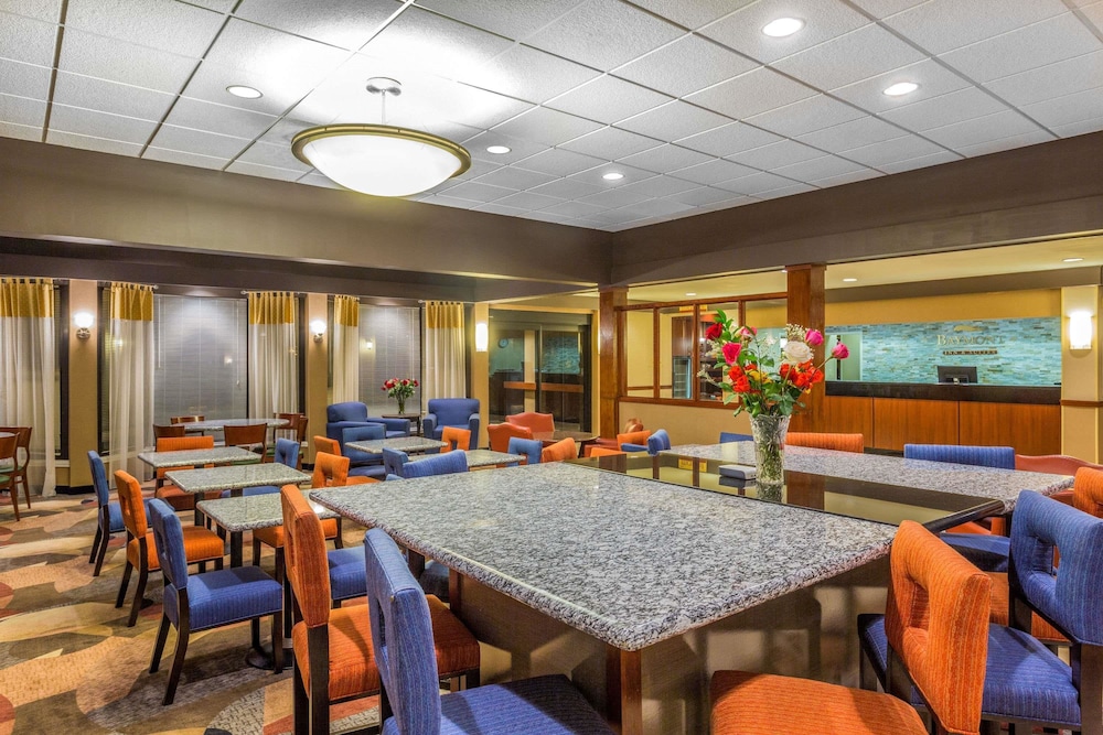 Comfort Inn Roswell Dunwoody - photo 31