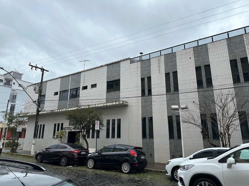 Hotel Platino — hotel in Sao Lourenco