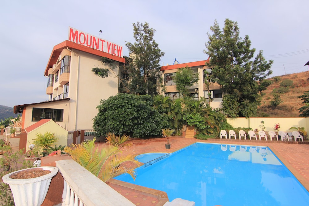 Mount View Executive in Mahabaleshwar, India
