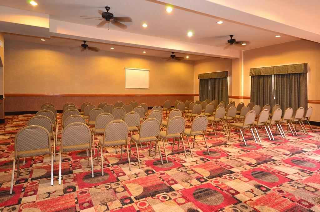 Best Western Casa Villa Suites - photo 20