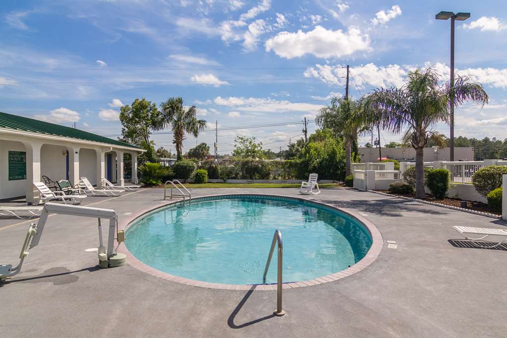 Motel 6 Waycross - photo 7
