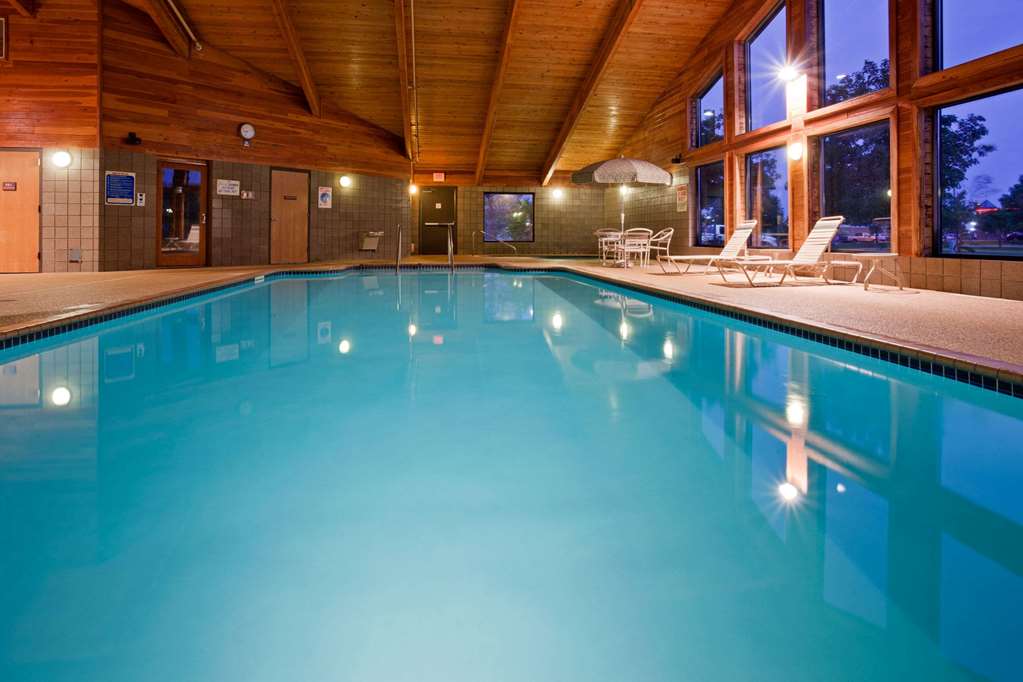 AmericInn by Wyndham Coon Rapids - photo 14