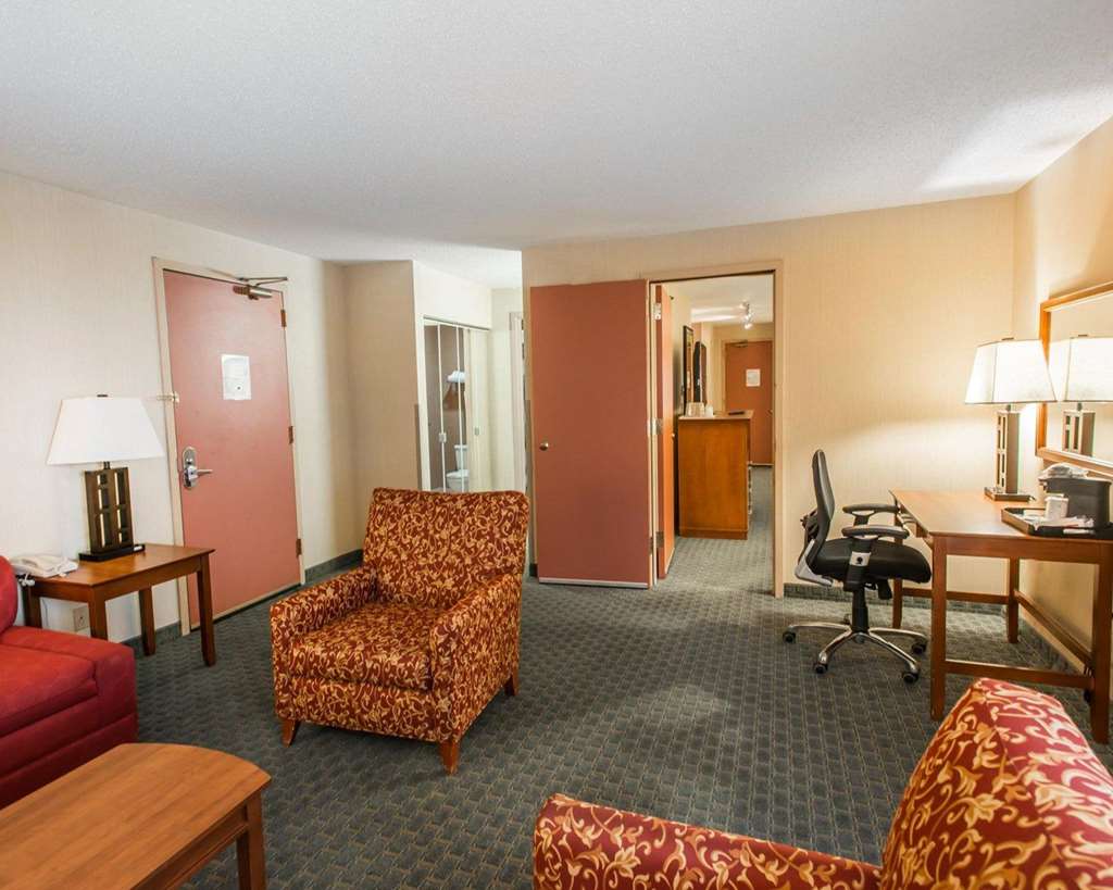 Quality Inn and Conference Center Greeley Downtown - photo 12