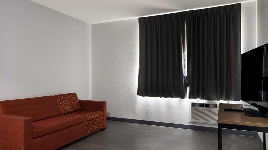 Suburban Studios Portage IN - photo 14