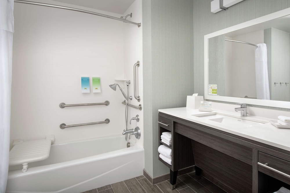 Home2 Suites by Hilton Charlottesville Downtown - photo 14