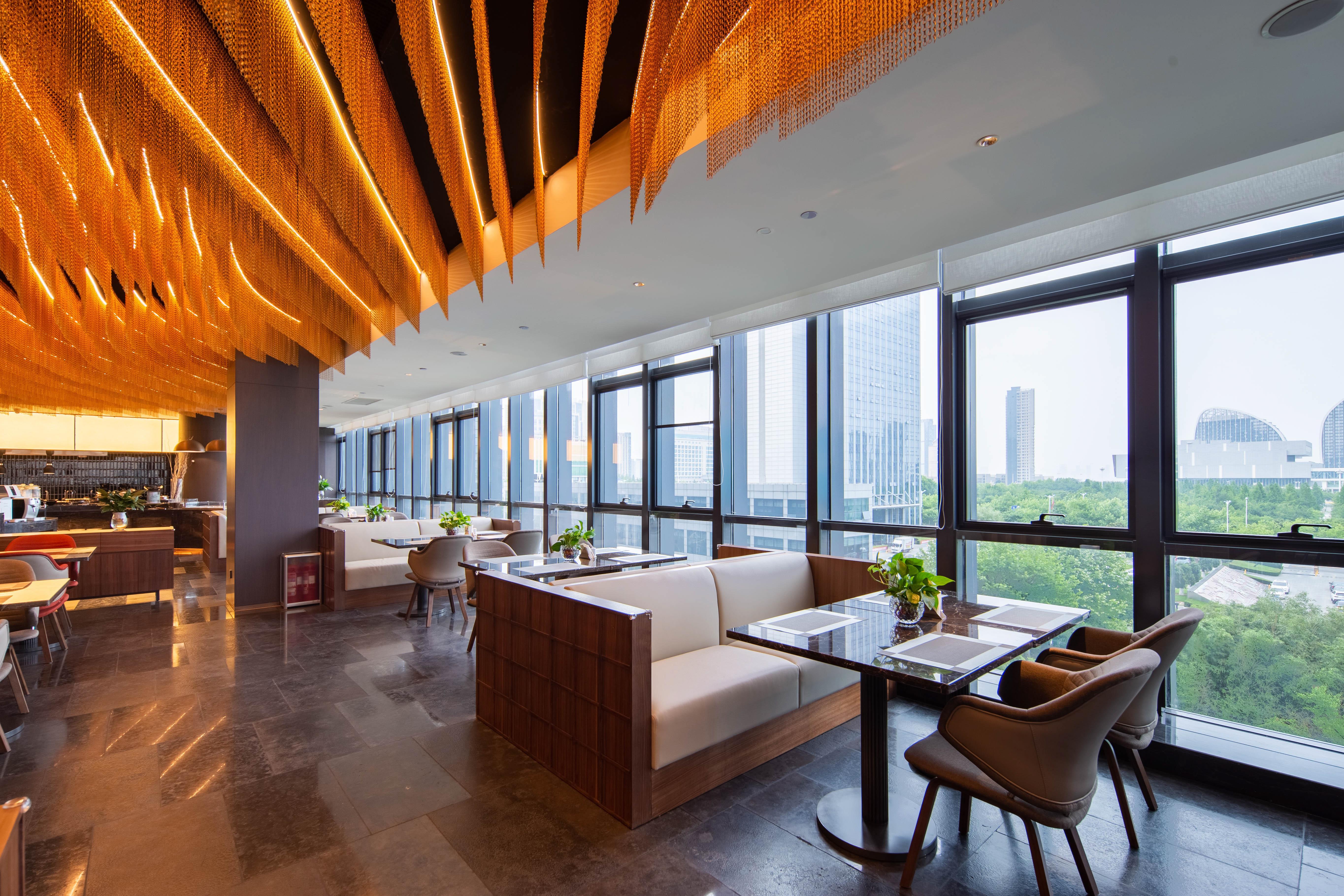 Madison Hotel Qingdao West Coast City Balcony — 4-Star Luxury Hotel in Qingdao, People's Republic of China