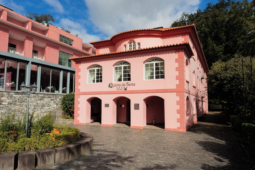 BIO Hotel Hotel Quinta da Serra - carbon neutral hotel in Camara De Lobos